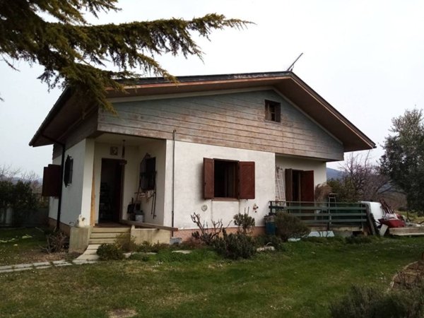 casa indipendente in vendita a Cividale del Friuli in zona Sanguarzo