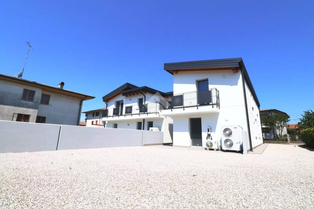 casa indipendente in vendita a Cividale del Friuli in zona Rualis