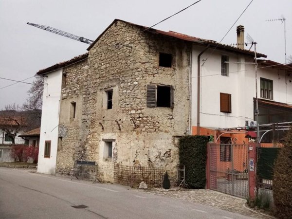 casa indipendente in vendita a Cividale del Friuli in zona Purgessimo