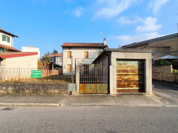 casa indipendente in vendita a Codroipo