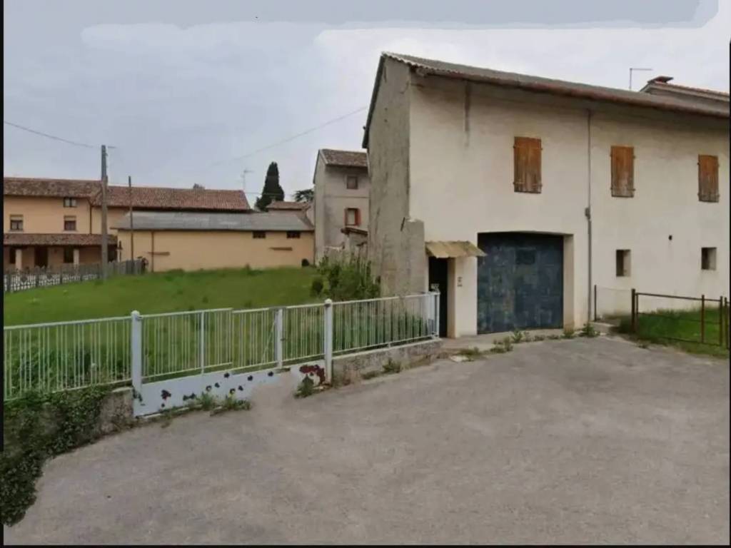 casa indipendente in vendita a Codroipo