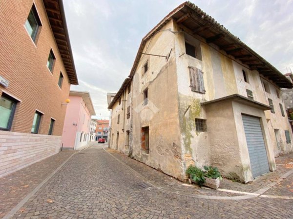 casa indipendente in vendita a Codroipo