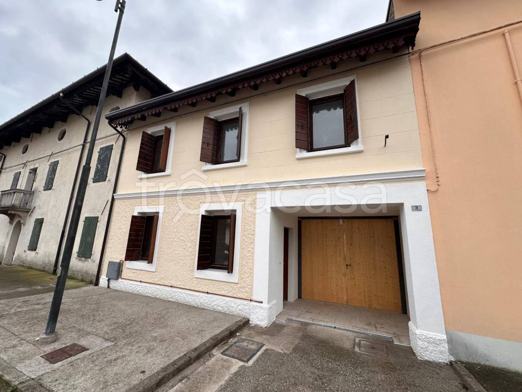casa indipendente in vendita a Codroipo