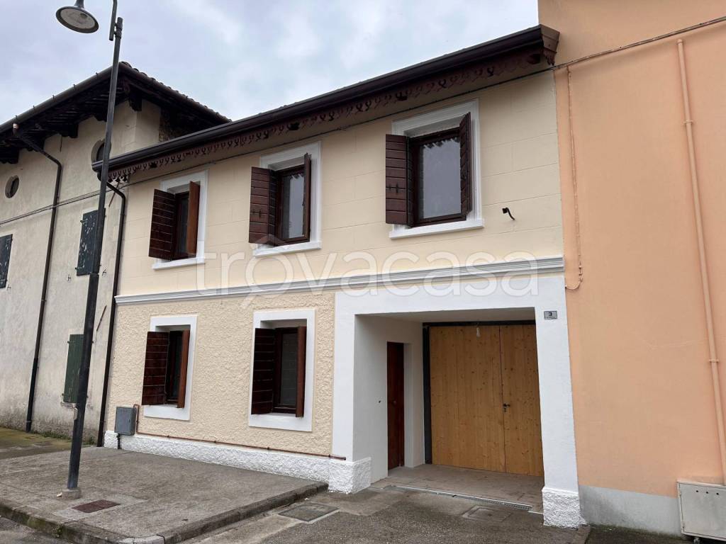 casa indipendente in vendita a Codroipo