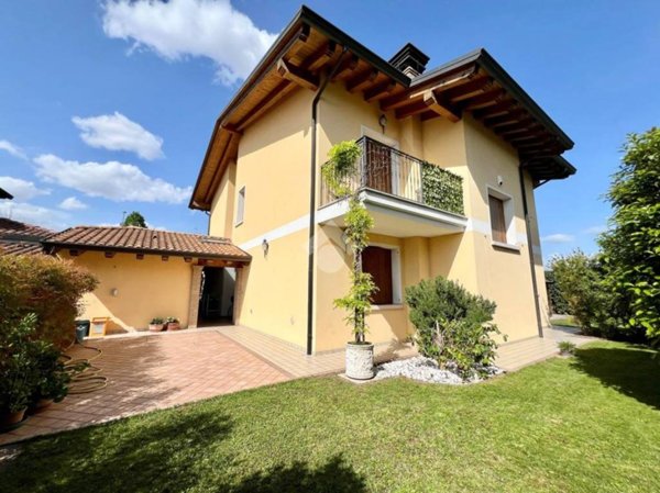 casa indipendente in vendita a Codroipo