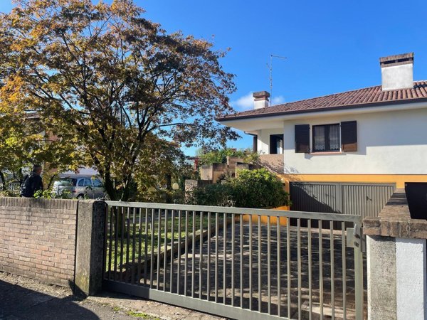 casa indipendente in vendita a Codroipo