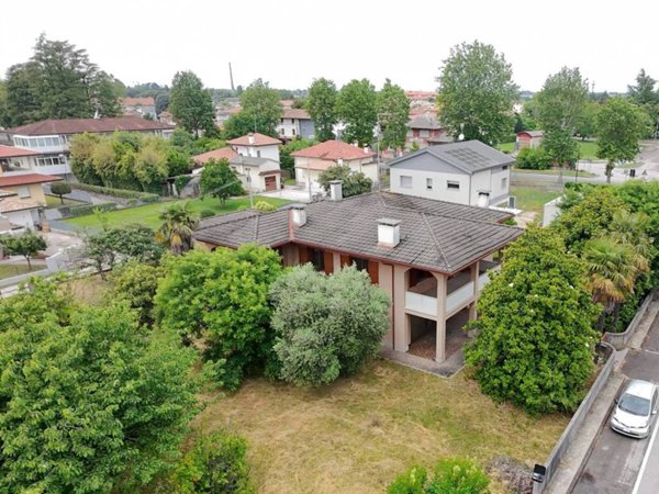 casa indipendente in vendita a Codroipo