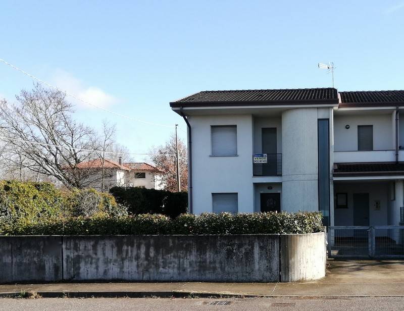 casa indipendente in vendita a Codroipo