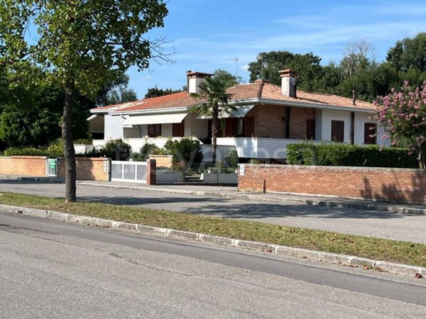 casa indipendente in vendita a Codroipo