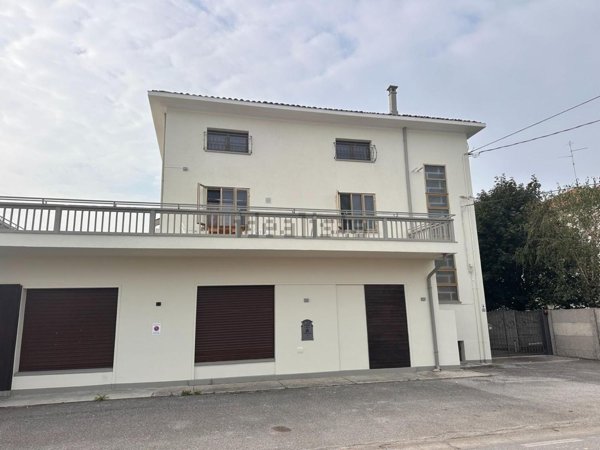 casa indipendente in vendita a Codroipo