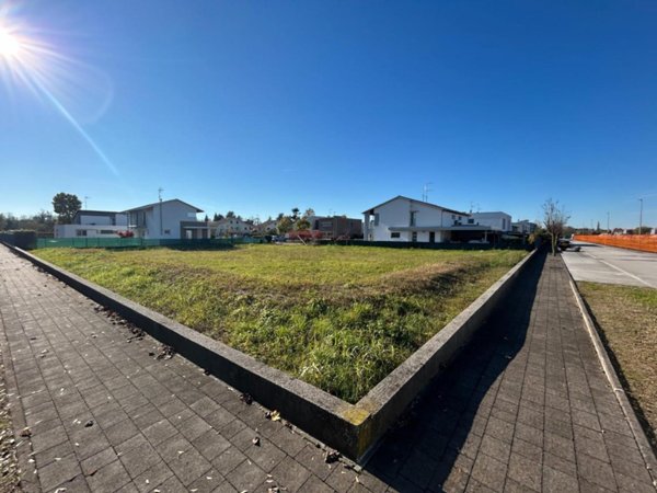 negozio in vendita a Codroipo