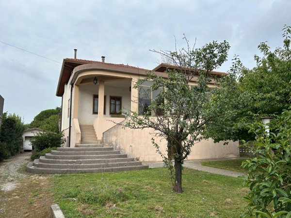 casa indipendente in vendita a Codroipo