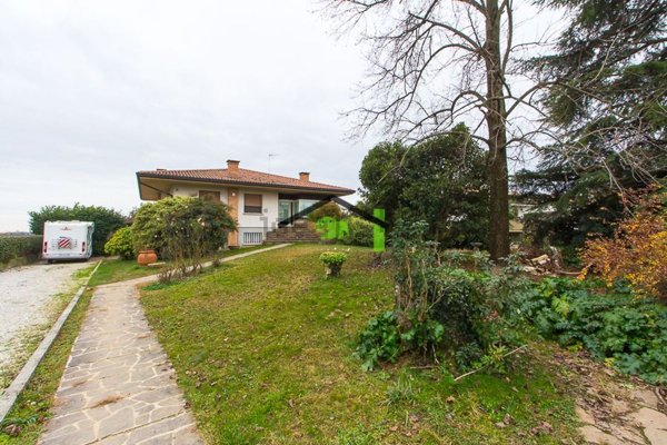 casa indipendente in vendita a Codroipo