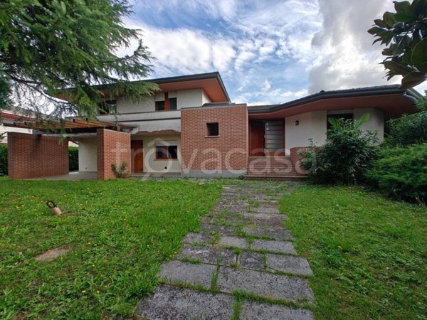 casa indipendente in vendita a Codroipo