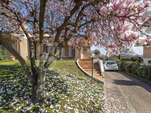 casa indipendente in vendita a Codroipo