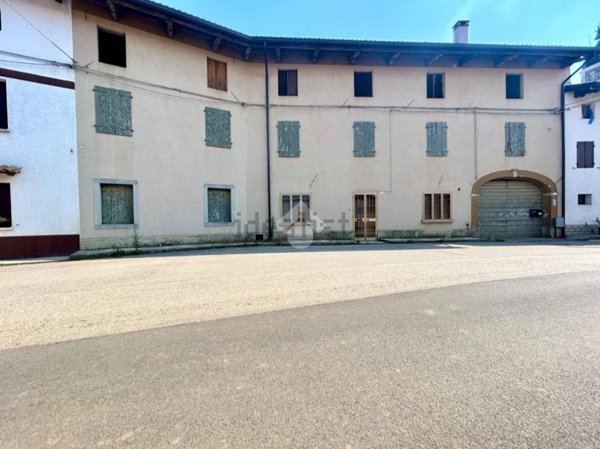 casa indipendente in vendita a Codroipo