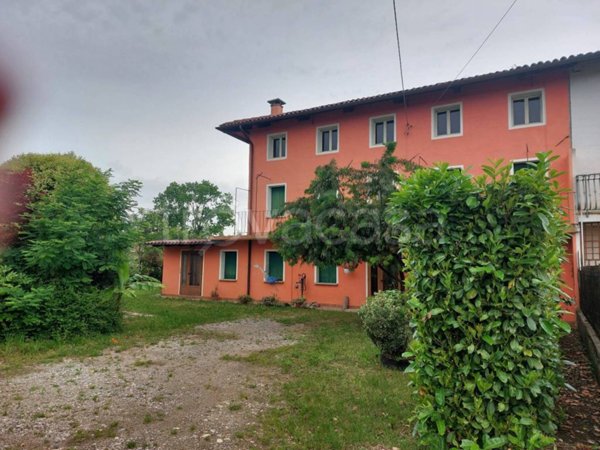 casa indipendente in vendita a Codroipo