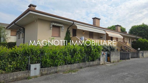 casa indipendente in vendita a Codroipo