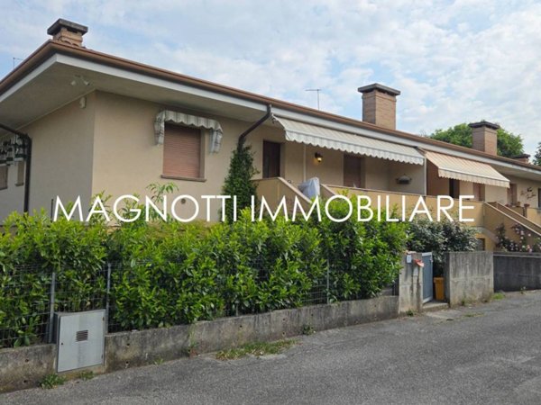 casa indipendente in vendita a Codroipo