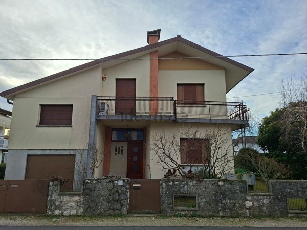 casa indipendente in vendita a Codroipo