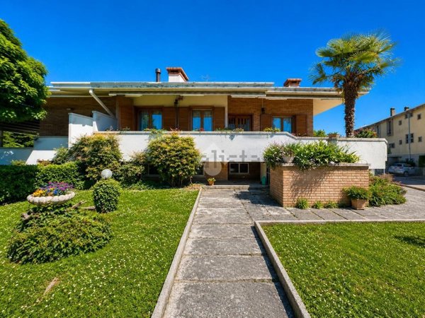 casa indipendente in vendita a Codroipo