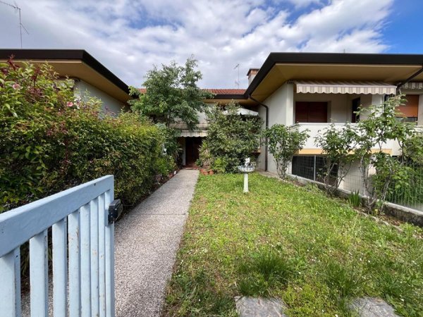 casa indipendente in vendita a Codroipo