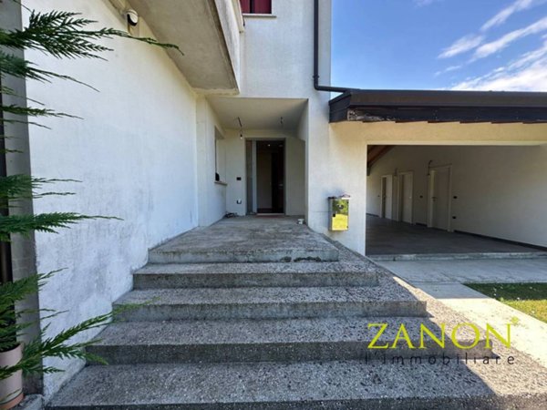 casa indipendente in vendita a Codroipo