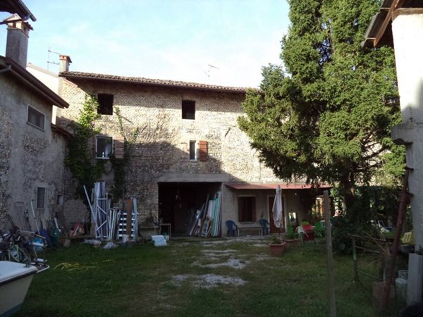 casa indipendente in vendita a Codroipo