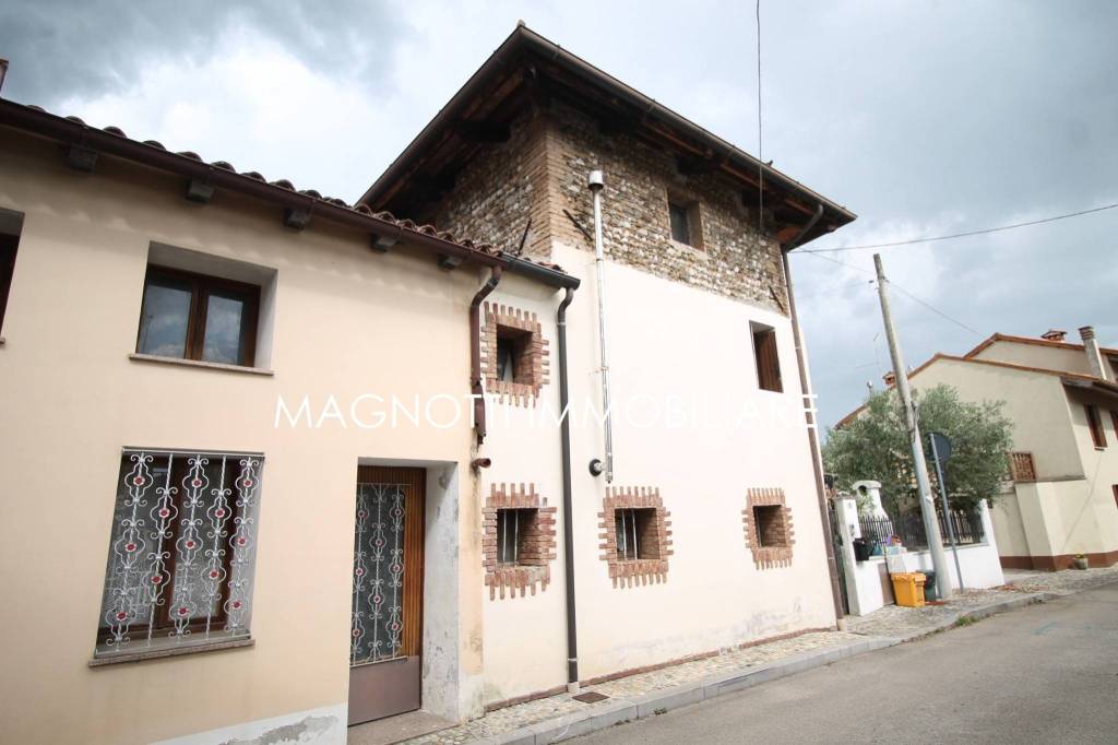 casa indipendente in vendita a Codroipo