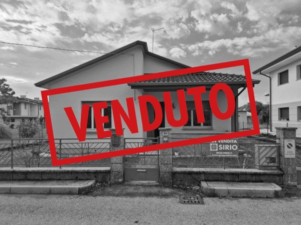 casa indipendente in vendita a Codroipo
