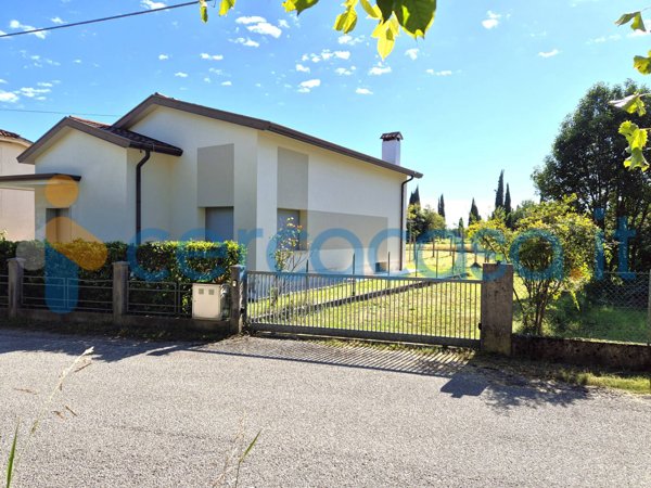 casa indipendente in vendita a Codroipo
