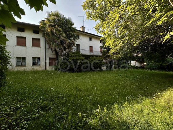 casa indipendente in vendita a Colloredo di Monte Albano
