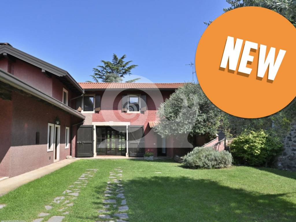 casa indipendente in vendita a Colloredo di Monte Albano