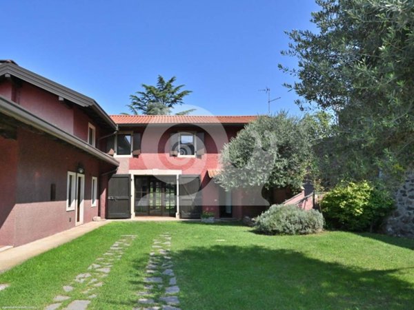 casa indipendente in vendita a Colloredo di Monte Albano