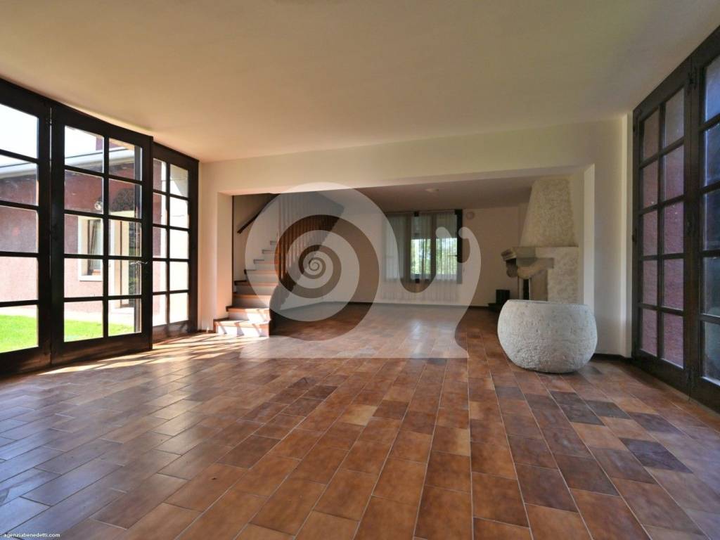 casa indipendente in vendita a Colloredo di Monte Albano