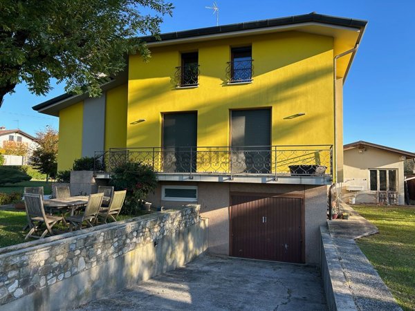 casa indipendente in vendita a Colloredo di Monte Albano