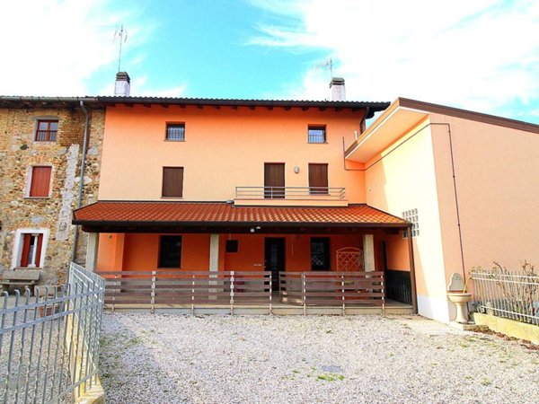 casa indipendente in vendita a Colloredo di Monte Albano