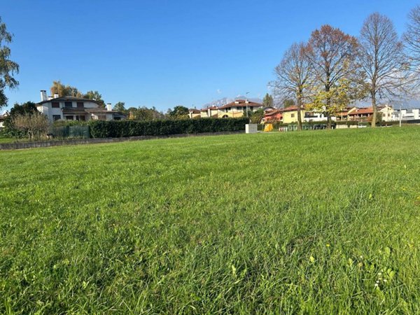 bifamiliare in vendita a Colloredo di Monte Albano