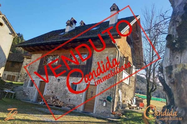 casa indipendente in vendita a Comeglians in zona Povolaro