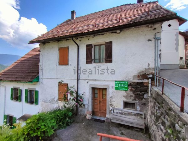 casa indipendente in vendita a Comeglians