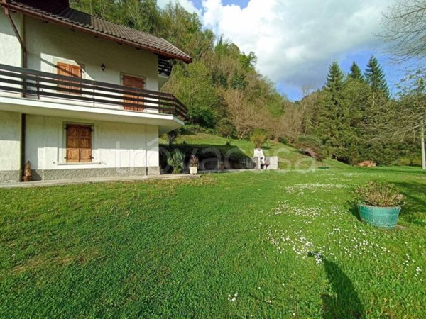 appartamento in vendita a Comeglians in zona Mieli