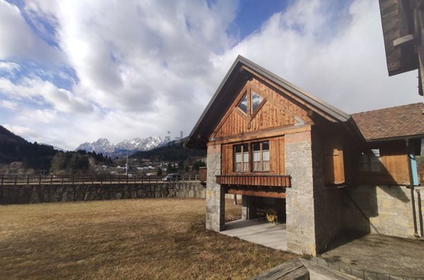 negozio in vendita a Comeglians