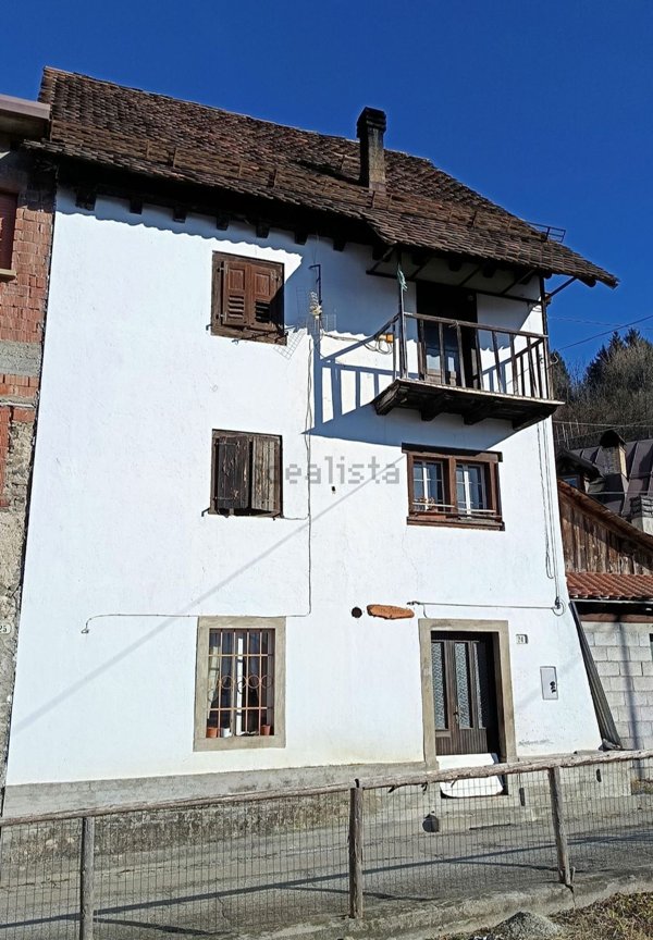 casa indipendente in vendita a Comeglians in zona Noiaretto