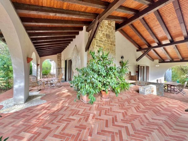 casa indipendente in vendita a Corno di Rosazzo