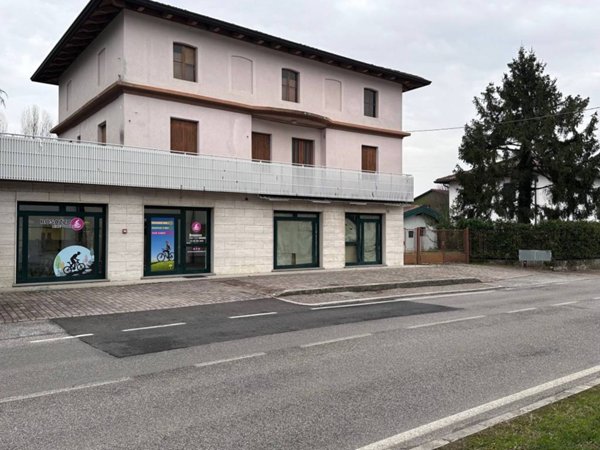 intera palazzina in vendita a Corno di Rosazzo