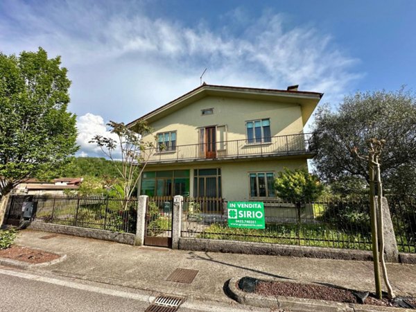 casa indipendente in vendita a Corno di Rosazzo