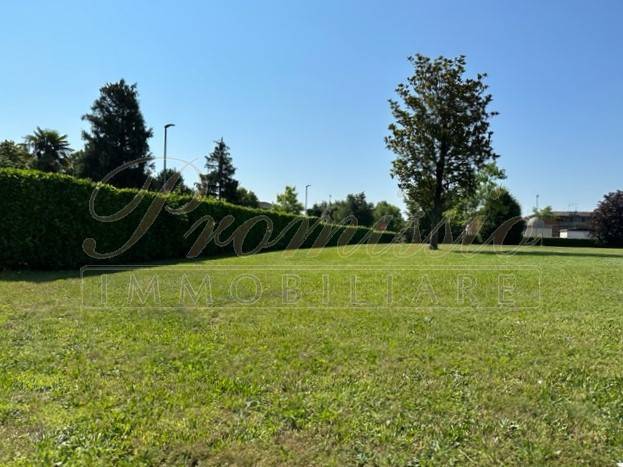 terreno agricolo in vendita a Corno di Rosazzo