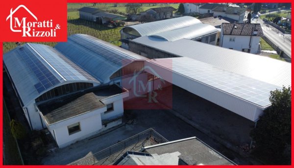 casa indipendente in vendita a Corno di Rosazzo