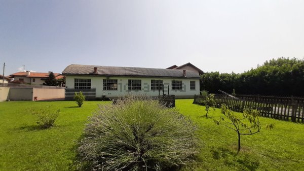 appartamento in vendita a Corno di Rosazzo in zona Quattroventi