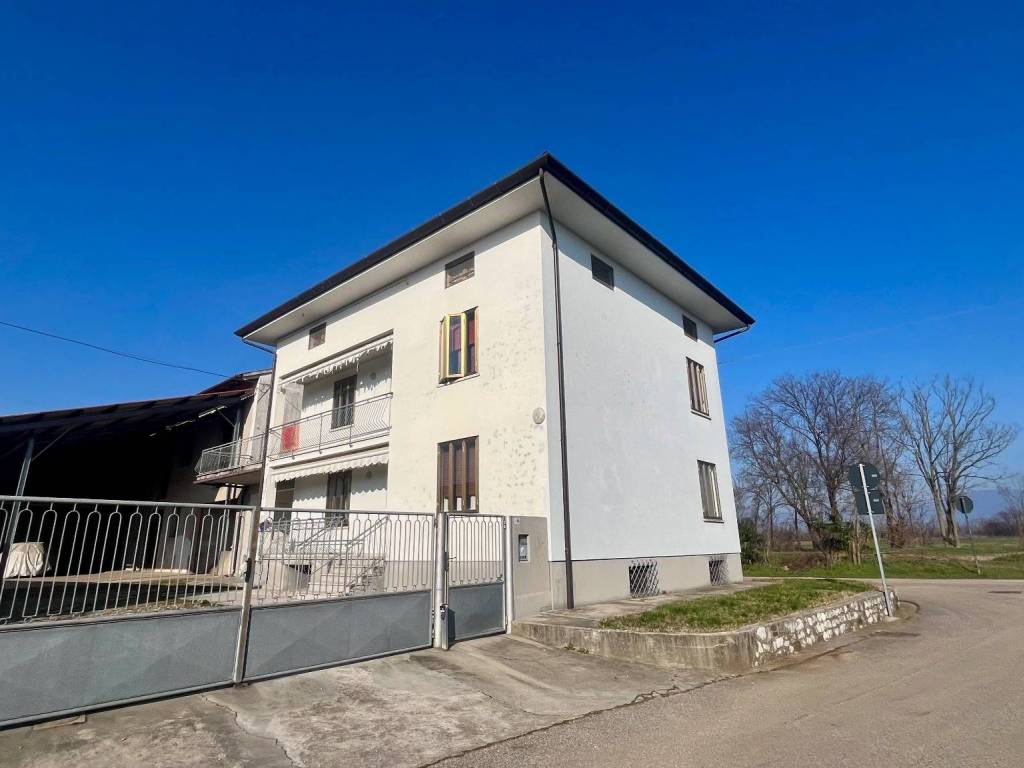 casa indipendente in vendita a Coseano in zona Maseris